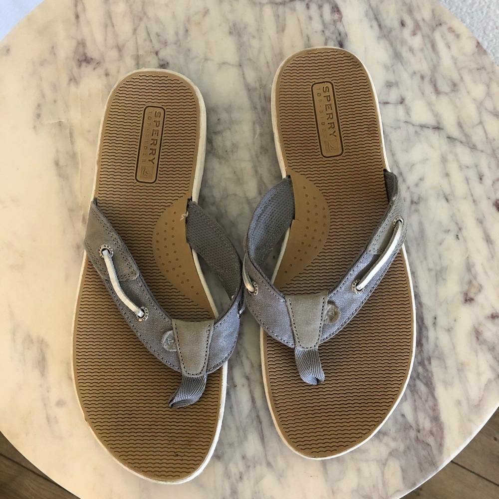 Sperry flip flop boat shoes